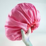 Touca ROSA CHICLETE POP de Cetim Anti Frizz com Elástico Ajustável - CAMADA UNICA Tamanho:M | Soulta