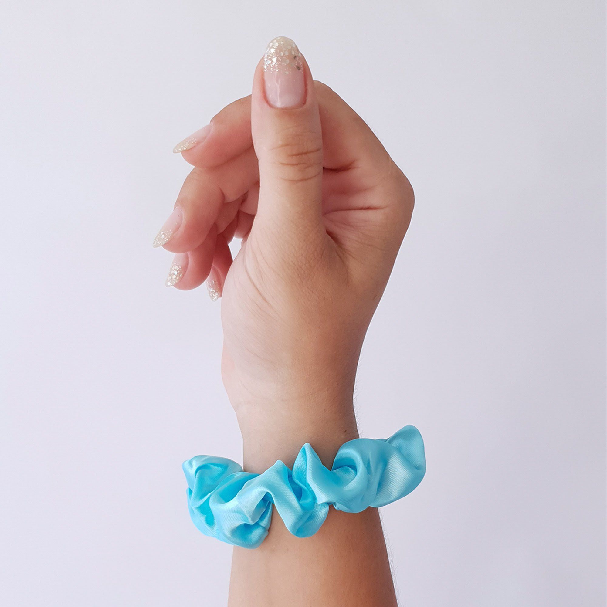 1-XC083_0001_20230403_153244.jpg XUXINHA DE CETIM VERDE íGUA | Soulta - Imagem 1