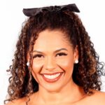 Xuxinha Preta de Cetim com Laço Pequeno