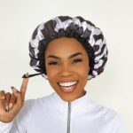 Touca Vaquinha de Cetim Anti Frizz com Elástico Ajustável | Soulta - Imagem 2