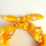 Turbante Poa Amarela de Cetim - Imagem 3