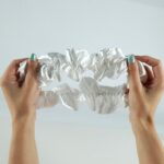 XUXãO - Frida Branca - Anti Frizz de Cetim - Imagem 6